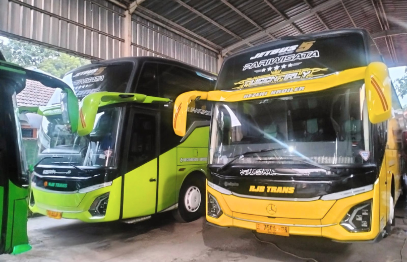 Sewa Bus Pariwisata RJB Trans Pool Jomin